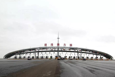 港珠澳大橋頂住超強臺風，深圳計通與其一起守護機房安全