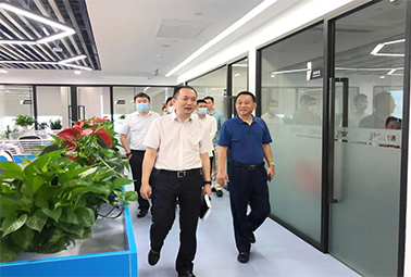 熱烈歡迎深圳市福田區(qū)領導蒞臨計通參觀指導
